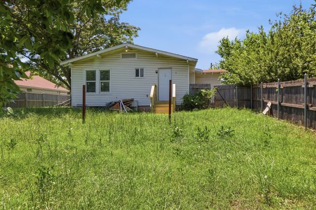 317 Billingslea Drive, Mansfield, TX 76063