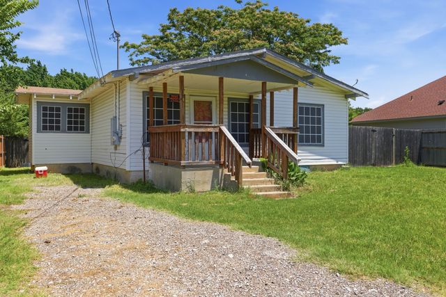 317 Billingslea Drive, Mansfield, TX 76063