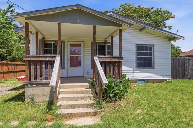 317 Billingslea Drive, Mansfield, TX 76063