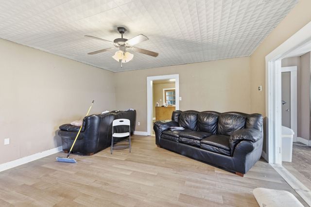 317 Billingslea Drive, Mansfield, TX 76063