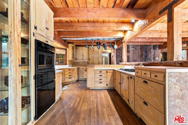 8497 Harold Way, Los Angeles, CA 90069