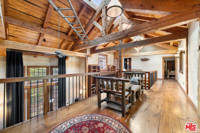 8497 Harold Way, Los Angeles, CA 90069