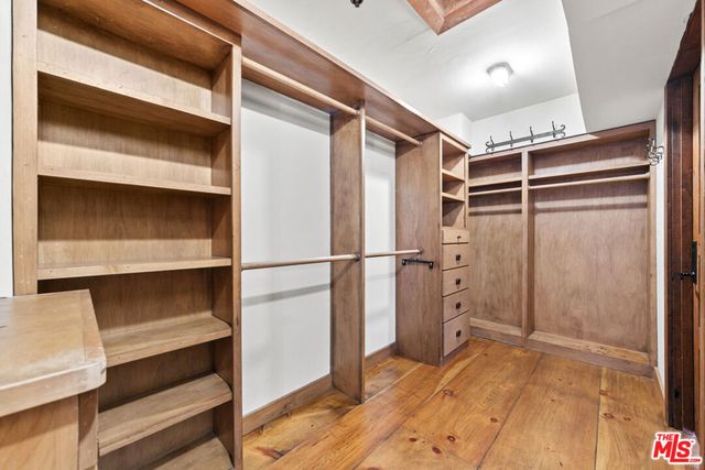 8497 Harold Way, Los Angeles, CA 90069