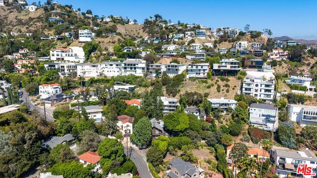 8497 Harold Way, Los Angeles, CA 90069