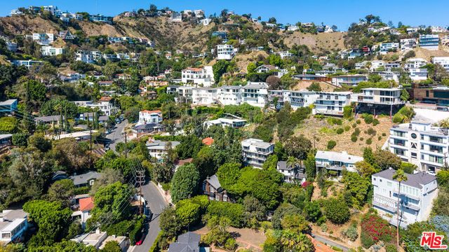8497 Harold Way, Los Angeles, CA 90069
