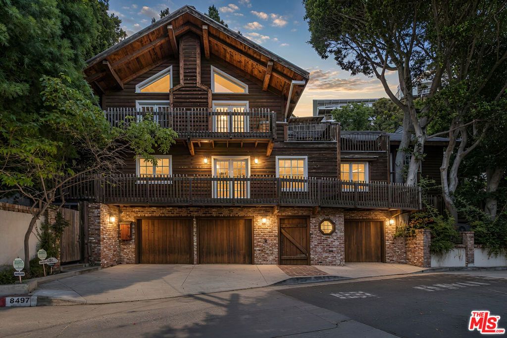 8497 Harold Way, Los Angeles, CA 90069