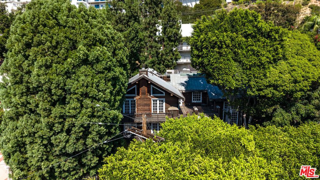 8497 Harold Way, Los Angeles, CA 90069 — photo 3