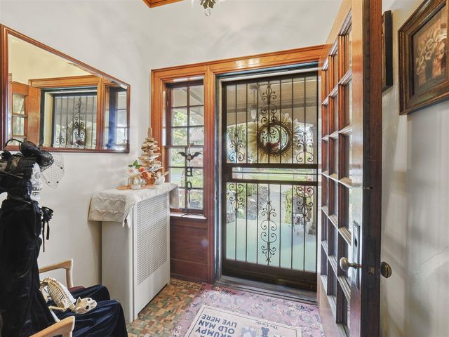 516 Maple Street, Manistee, MI 49660