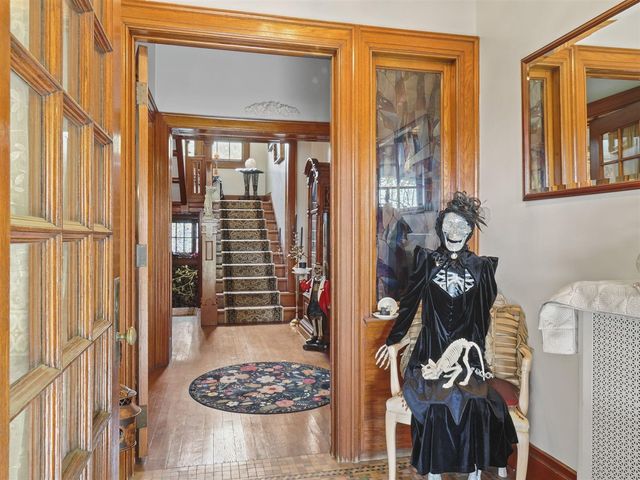 516 Maple Street, Manistee, MI 49660