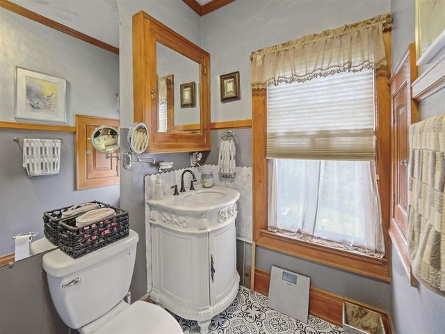 516 Maple Street, Manistee, MI 49660