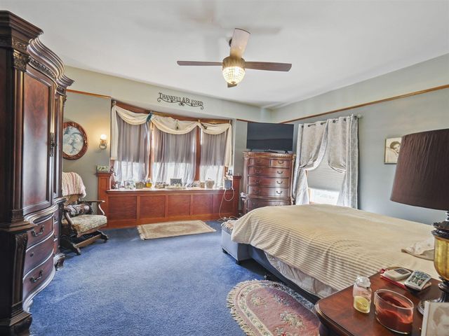 516 Maple Street, Manistee, MI 49660