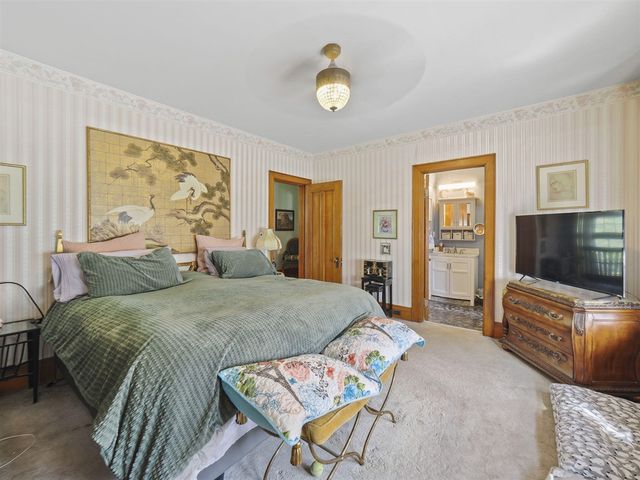 516 Maple Street, Manistee, MI 49660