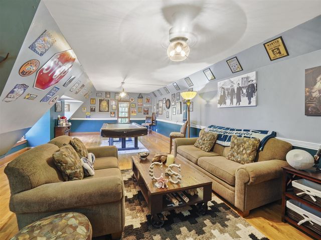 516 Maple Street, Manistee, MI 49660