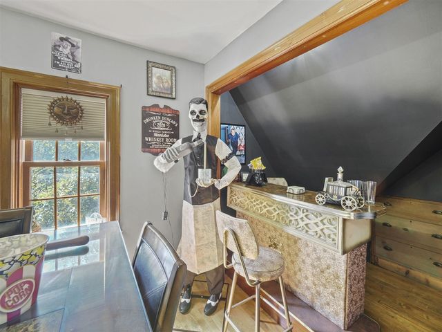 516 Maple Street, Manistee, MI 49660