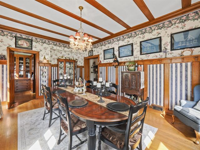 516 Maple Street, Manistee, MI 49660