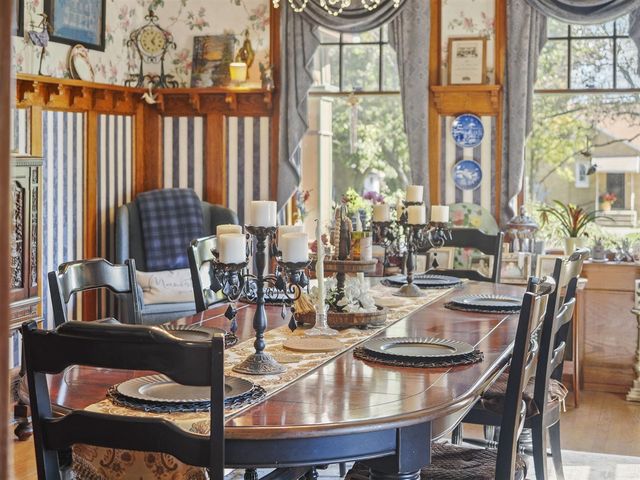 516 Maple Street, Manistee, MI 49660