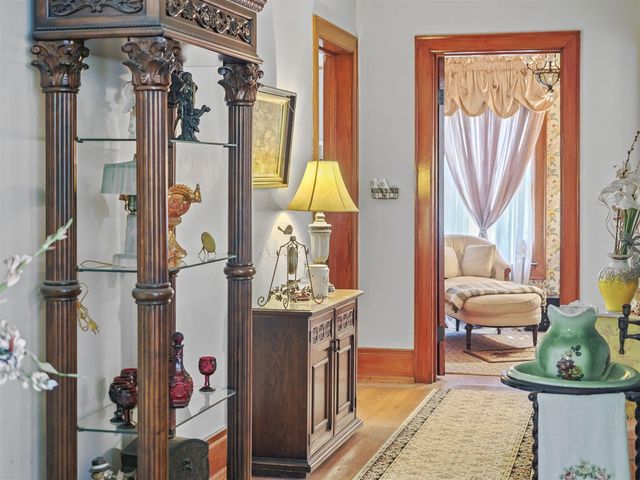 516 Maple Street, Manistee, MI 49660