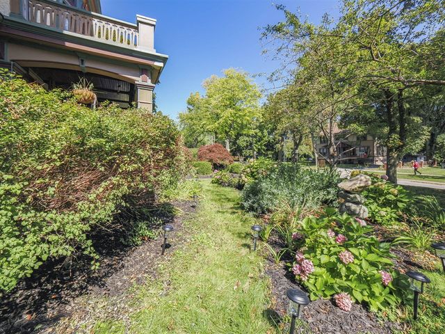 516 Maple Street, Manistee, MI 49660