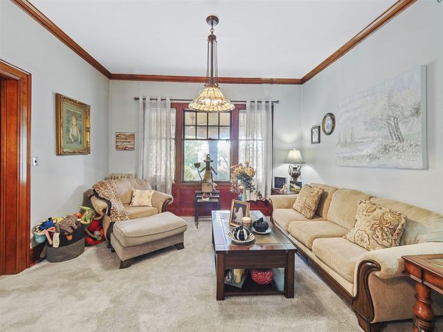 516 Maple Street, Manistee, MI 49660