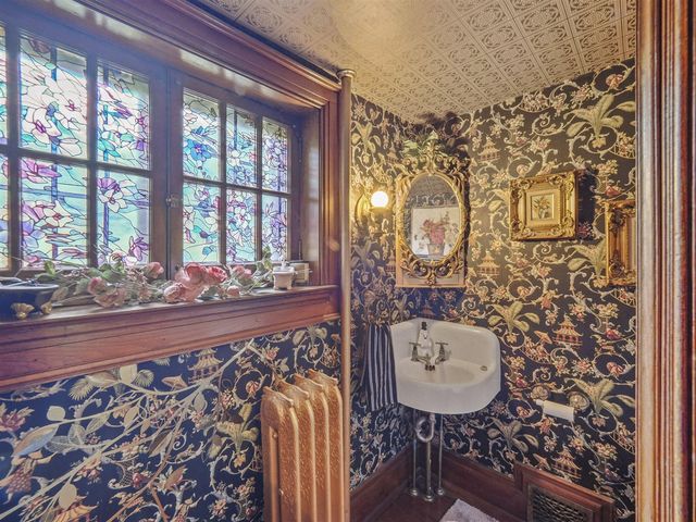 516 Maple Street, Manistee, MI 49660