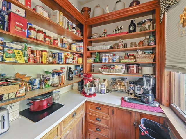 516 Maple Street, Manistee, MI 49660