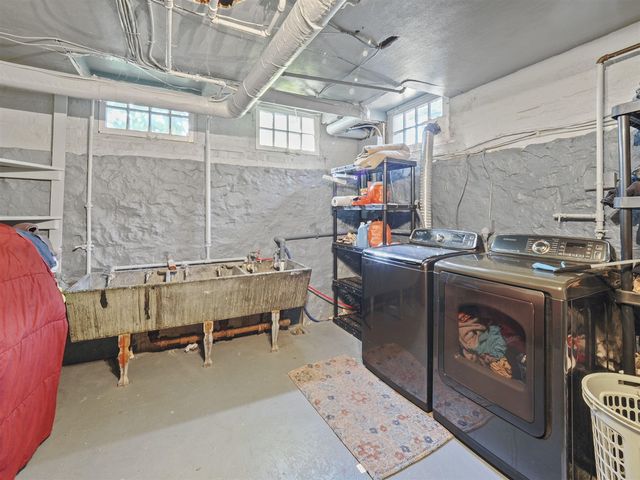 516 Maple Street, Manistee, MI 49660