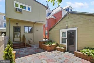 15 CROSSWICKS ST #REAR UNIT, Bordentown, NJ 08505