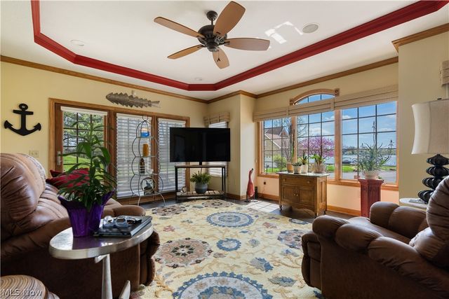 4101 Cove Circle NW, Canton, OH 44708