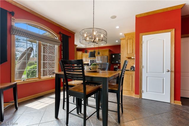 4101 Cove Circle NW, Canton, OH 44708