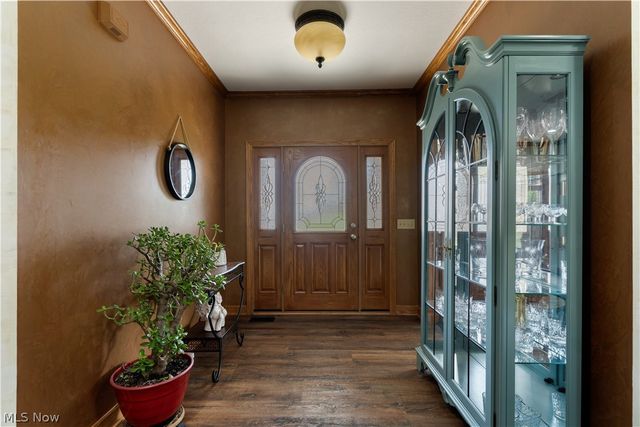 4101 Cove Circle NW, Canton, OH 44708