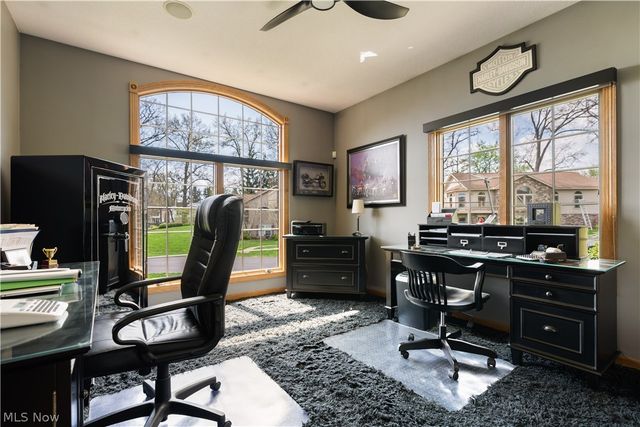 4101 Cove Circle NW, Canton, OH 44708