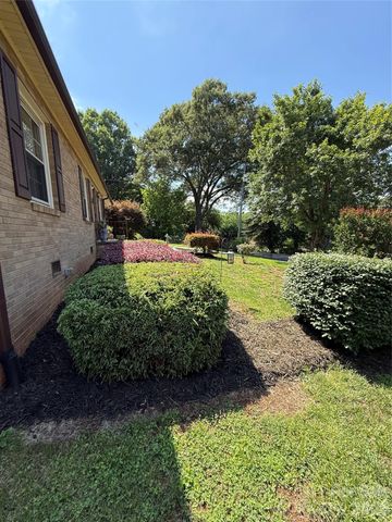 9108 Wilson Heights Avenue, Hildebran, NC 28637