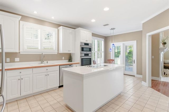 805 Kings Grant, St Simons Island, GA 31522