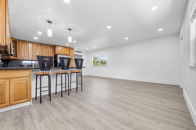 154 Seville G, Delray Beach, FL 33446