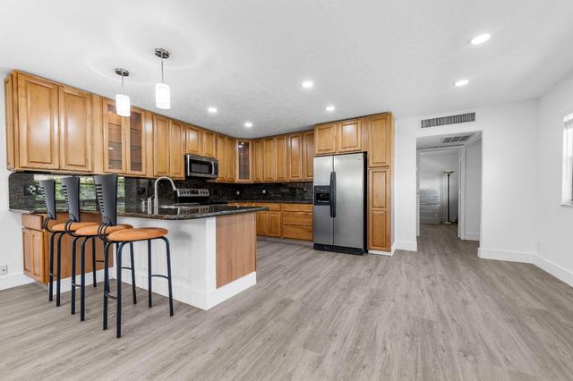 154 Seville G, Delray Beach, FL 33446