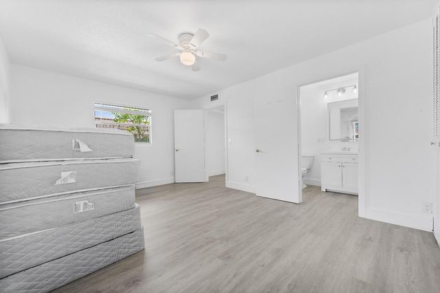 154 Seville G, Delray Beach, FL 33446