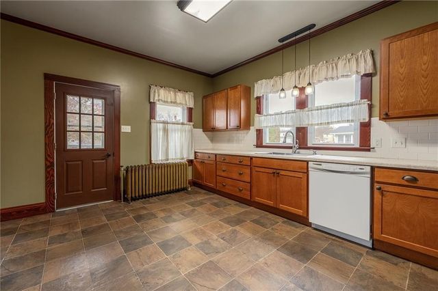 1421 Omaha Street, Eau Claire, WI 54703