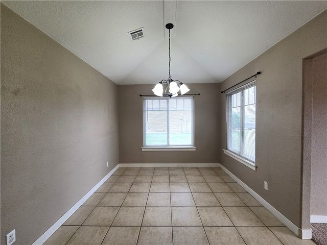 1640 Whirlaway Lane, Prairie Grove, AR 72753