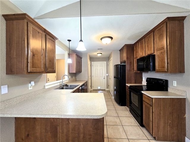 1640 Whirlaway Lane, Prairie Grove, AR 72753