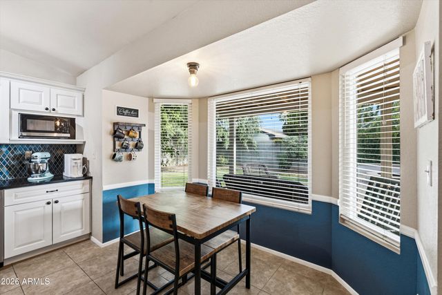 3133 E JOHN CABOT Drive, Phoenix, AZ 85032