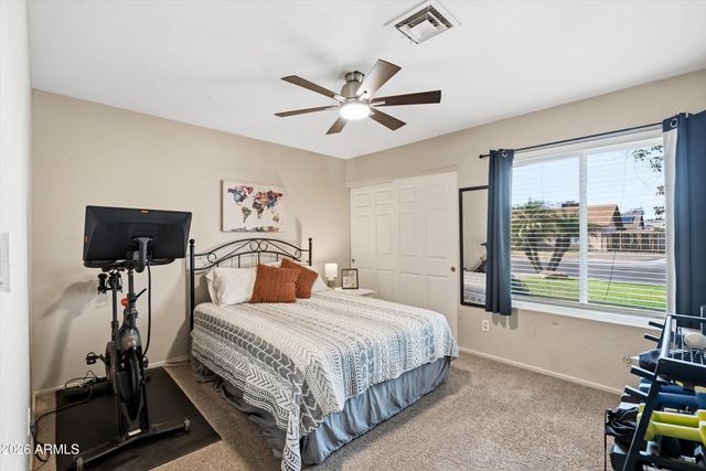 3133 E JOHN CABOT Drive, Phoenix, AZ 85032