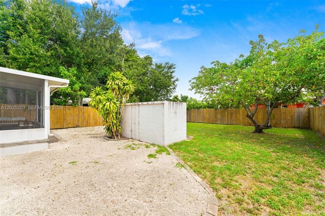 2311 SW 2nd St 0, Miami, FL 33135