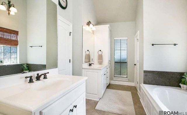 38108 Floyd Webb Rd, Prairieville, LA 70769