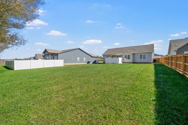 1825 Lexington Avenue, Hopkinsville, KY 42240
