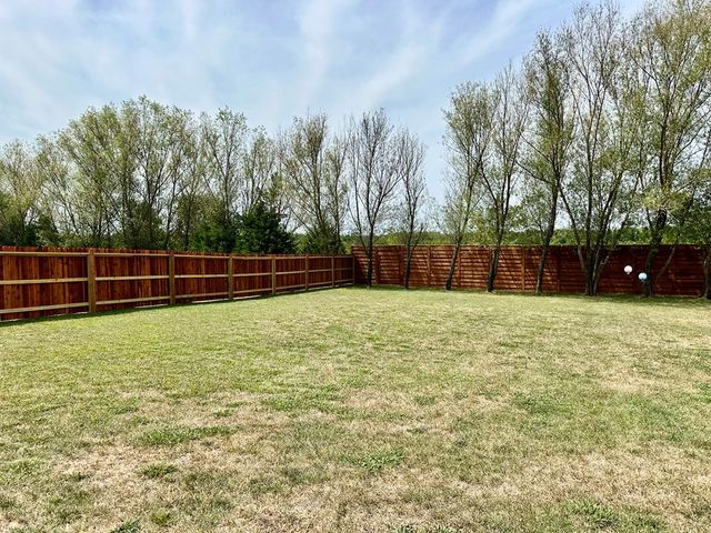 1825 Lexington Avenue, Hopkinsville, KY 42240