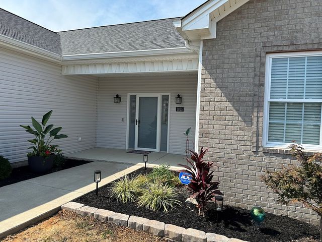 1825 Lexington Avenue, Hopkinsville, KY 42240