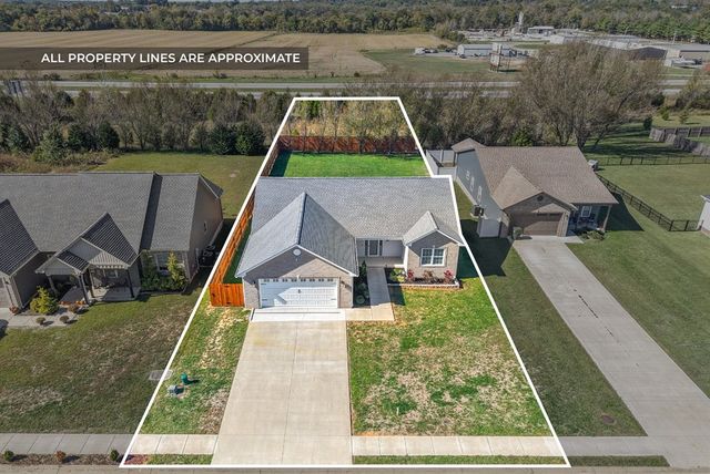 1825 Lexington Avenue, Hopkinsville, KY 42240