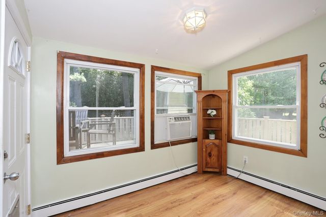 16 Heather Lane, West Nyack, NY 10994