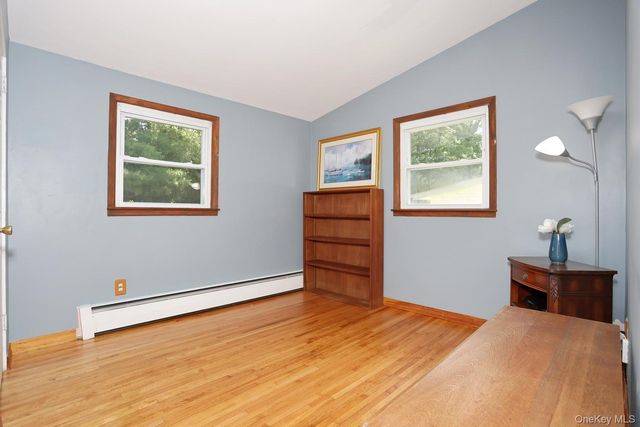 16 Heather Lane, West Nyack, NY 10994