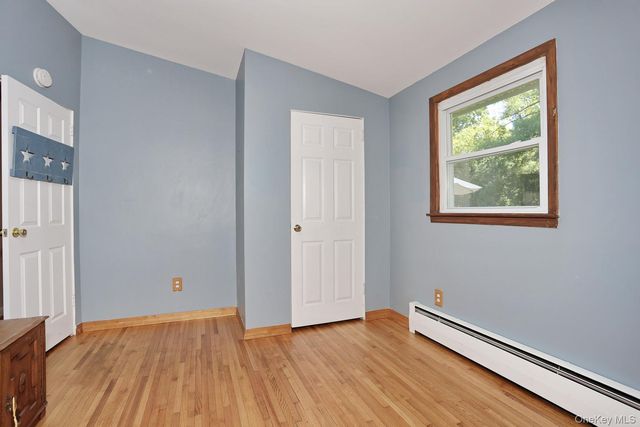 16 Heather Lane, West Nyack, NY 10994